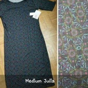 LulaRoe Medium Julia Pretty Print NWT